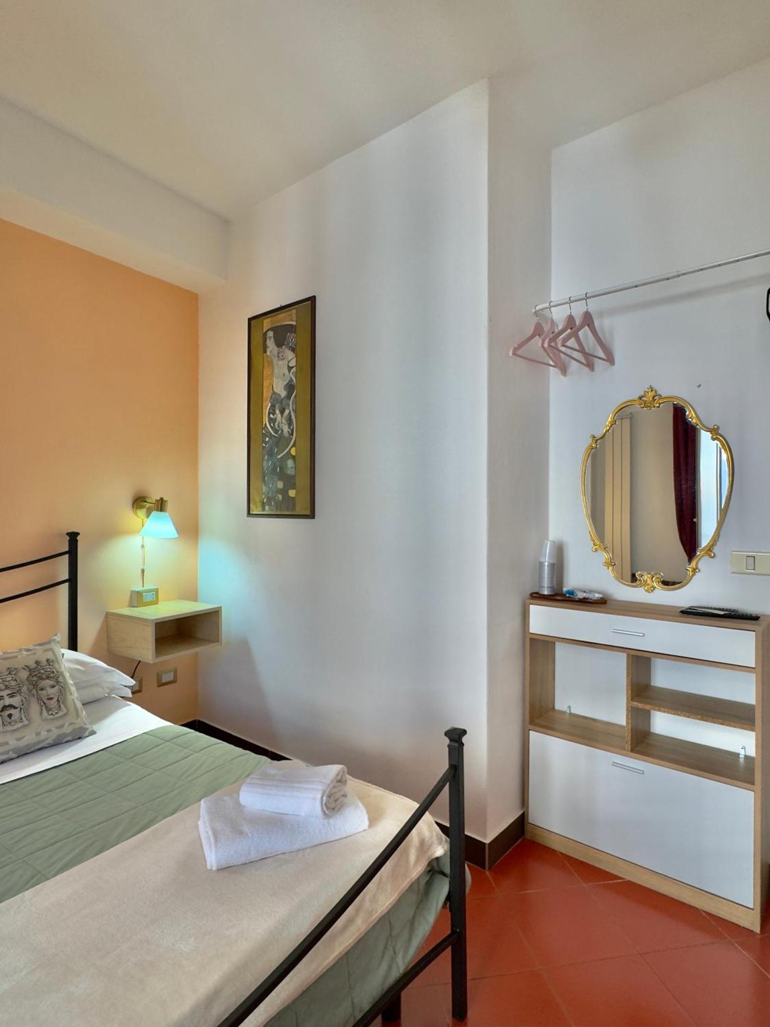 Taormina'S Sun Panzió Kültér fotó