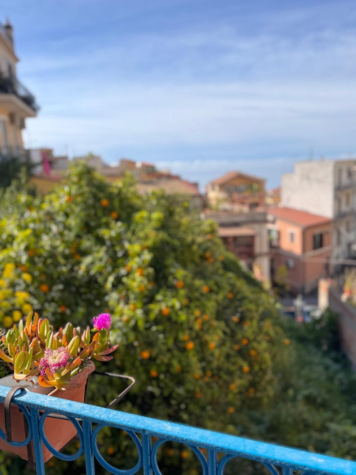 Taormina'S Sun Panzió Kültér fotó